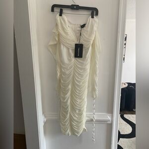 PrettyLittleThing | Dresses | Fawn White Feather Skirt Bodycon Dress |  Poshmark